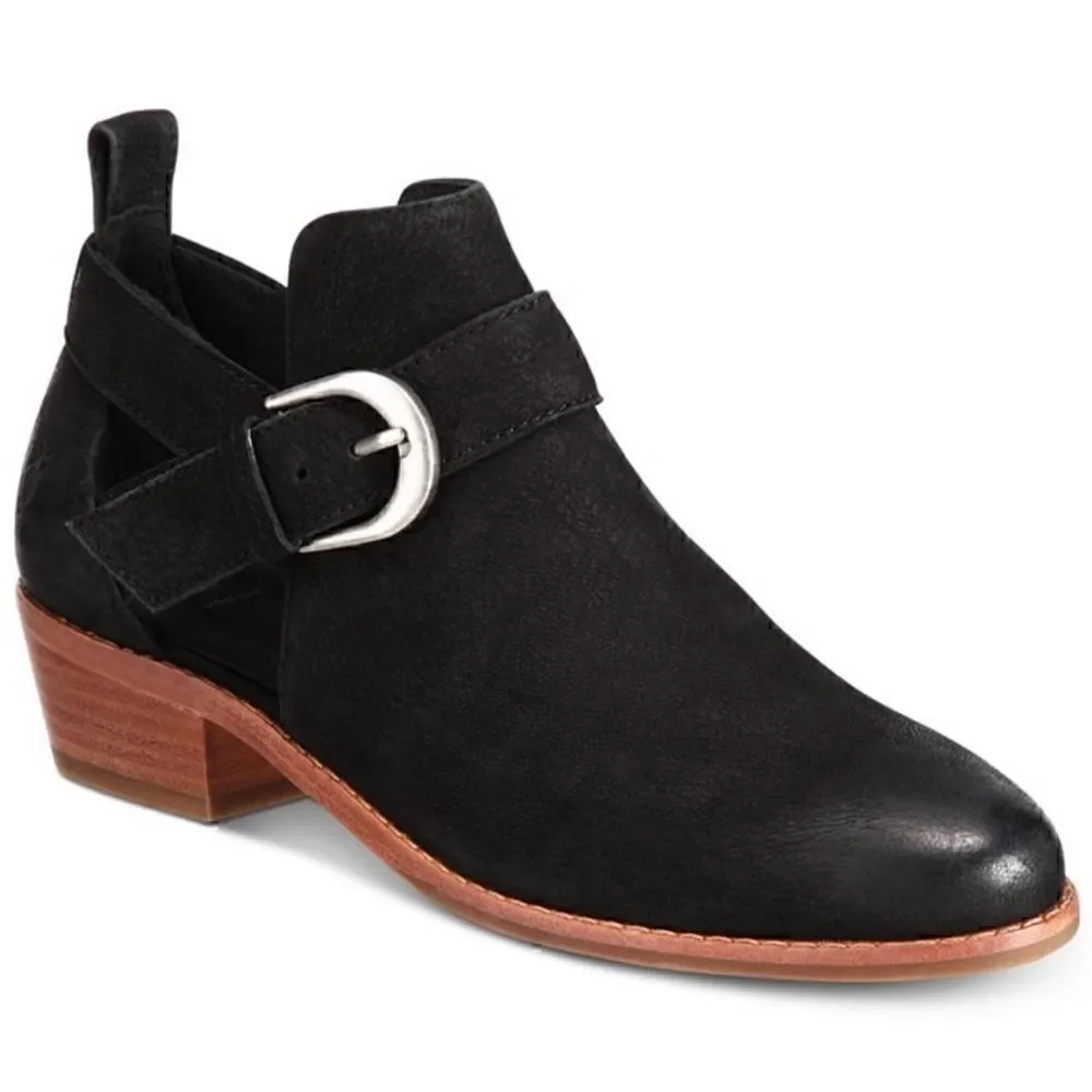 Frye Mia Cut Out Bootie in Black Size 9.5